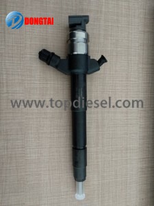 Genuine and New DENSO injector 095000-8110 ,SM095000-8110,9709500-811 , 095000-811# , 1465A307 , 0950008110 , 236700L030