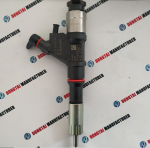 DENSO Common Rail Injector 095000-6700 For SINOTRUK HOWO R61540080017A