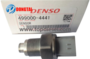 No,539(1) Denso Rail pressure sensor 499000-4441