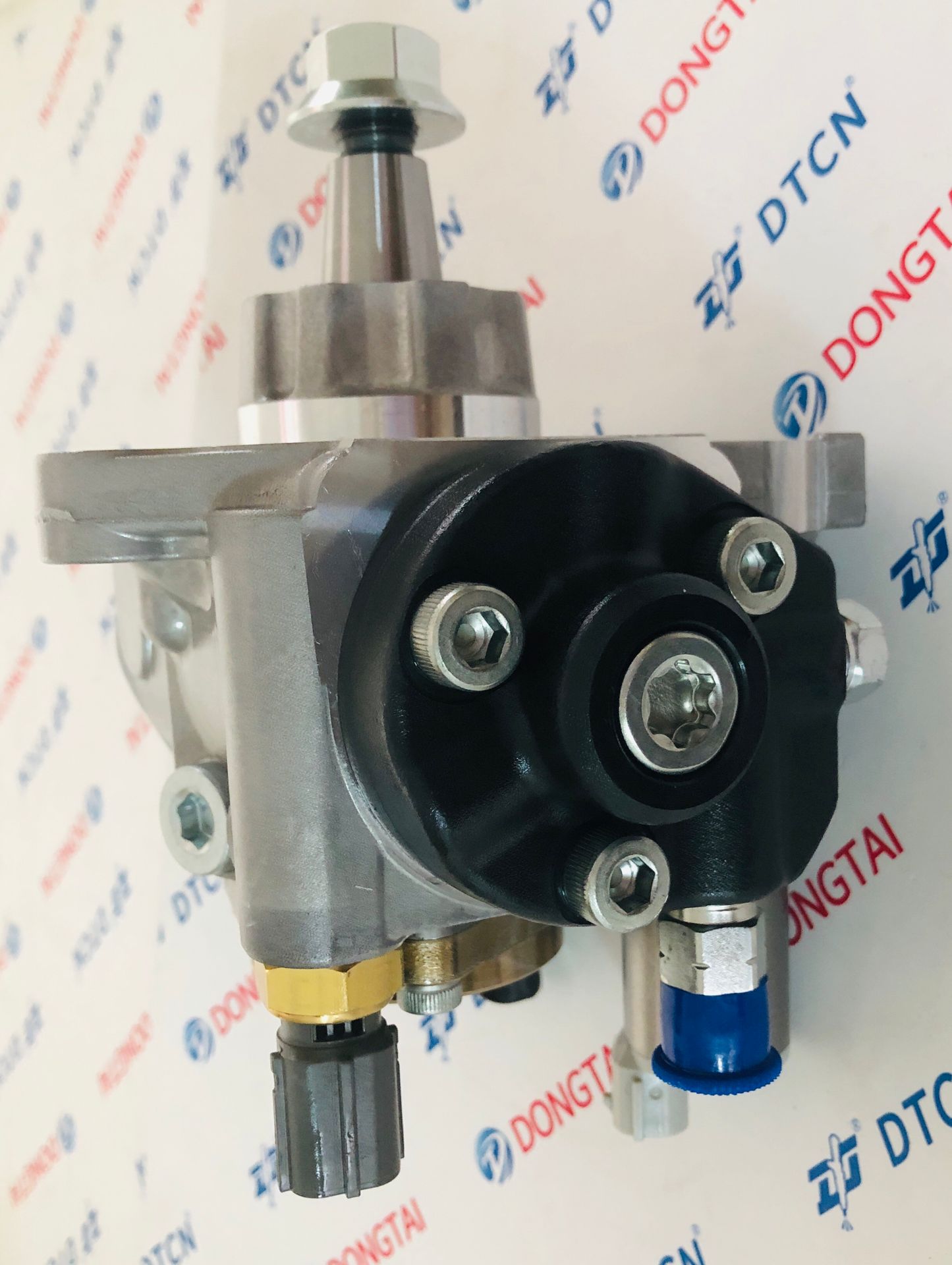 Cheapest PriceCommon Rail Injector Adaptor -
DENSO Common Rail pump 294000-0059 294000-0560 – Dongtai detail pictures