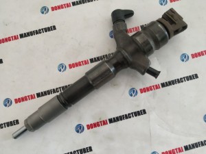 DENSO CR Injector 295900-0240=23670-30170=23670-39445 for Toyota 1KD Euro 5 Engine