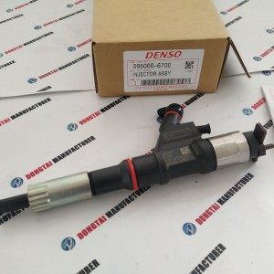DENSO Common Rail Injector 095000-6700 For SINOTRUK HOWO R61540080017A
