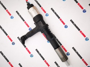 Common Rail Injectors 095000-6640 for Komatsu SAA6D125E-5 6251-11-3200