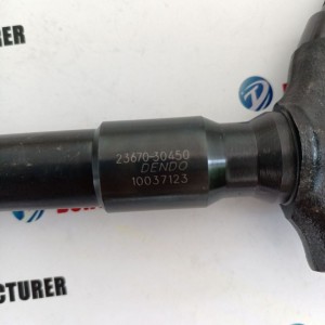 DENSO Common Rail Injector 295900-0280 295900-0210 For TOYOTA Hilux Euro V 23670-30450  23670-39455