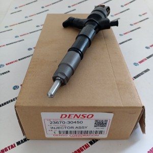 DENSO Common Rail Injector 295900-0280 295900-0210 For TOYOTA Hilux Euro V 23670-30450  23670-39455