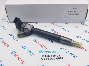 0445110011 A6110700587 Injector Mercedes-benz CDI