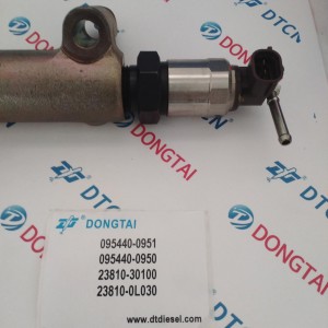 DENSO Fuel Rail 095440-0951=095440-0950=23810-30100=23810-0L030 For Toyota KUN26 Hilux